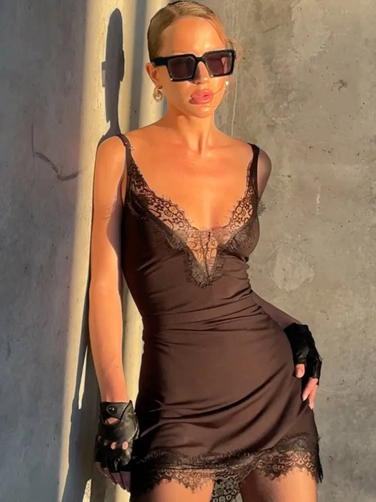 π€β¨ Lady Black Lace Hollow Out Mini Dress | Elegant High Collar Slim Party Dress