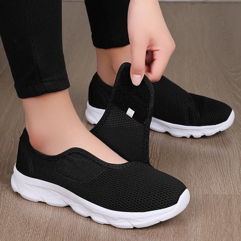 Women Breathable Walking Shoes Lightweight Flat Comfort