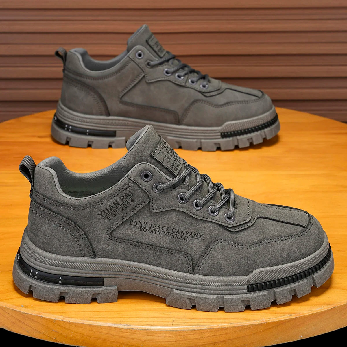 Men Breathable Sports Shoes Anti-Slip Durable Casual Sneakers