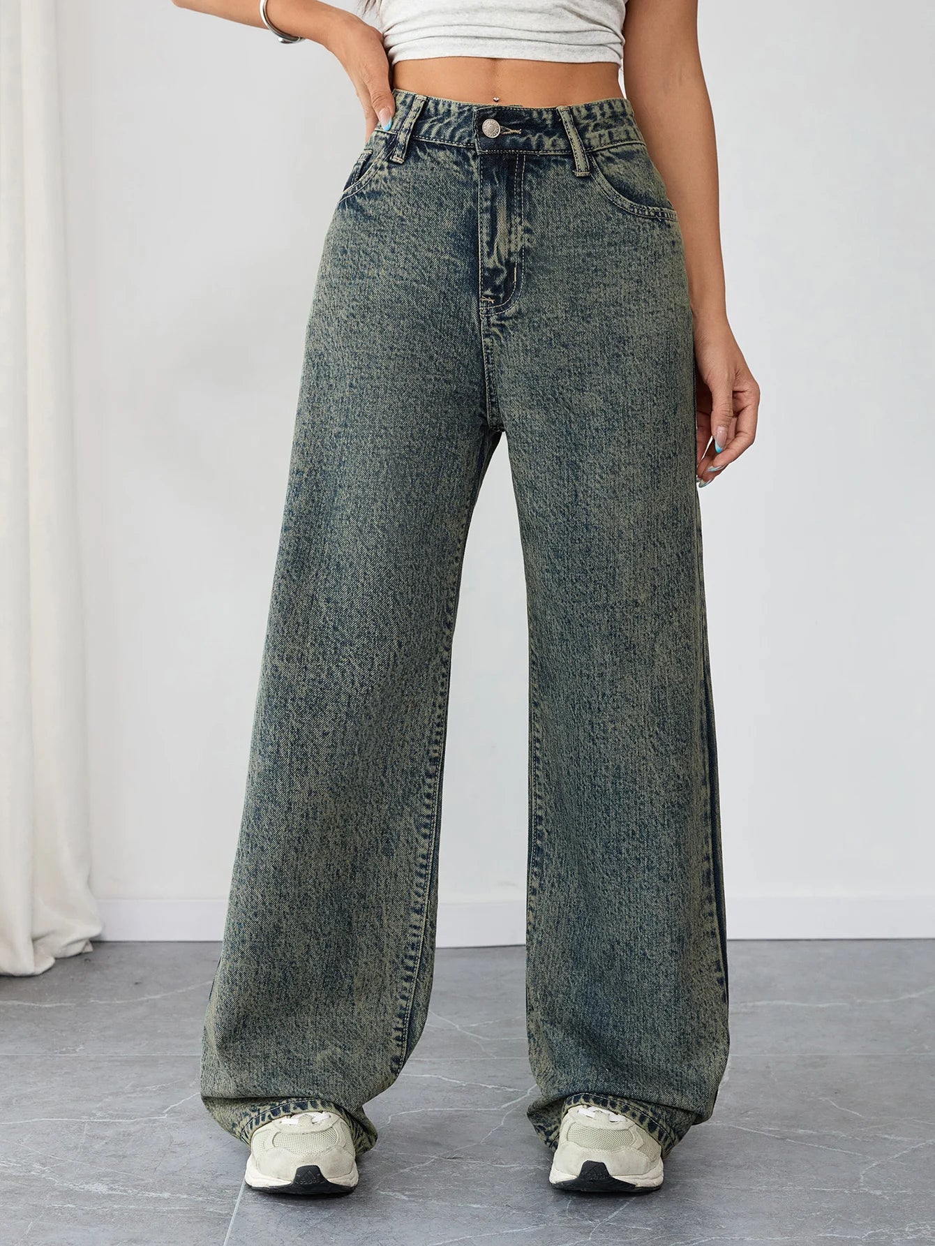 👖 Chic Wide-Leg Vintage Denim Jeans ✨