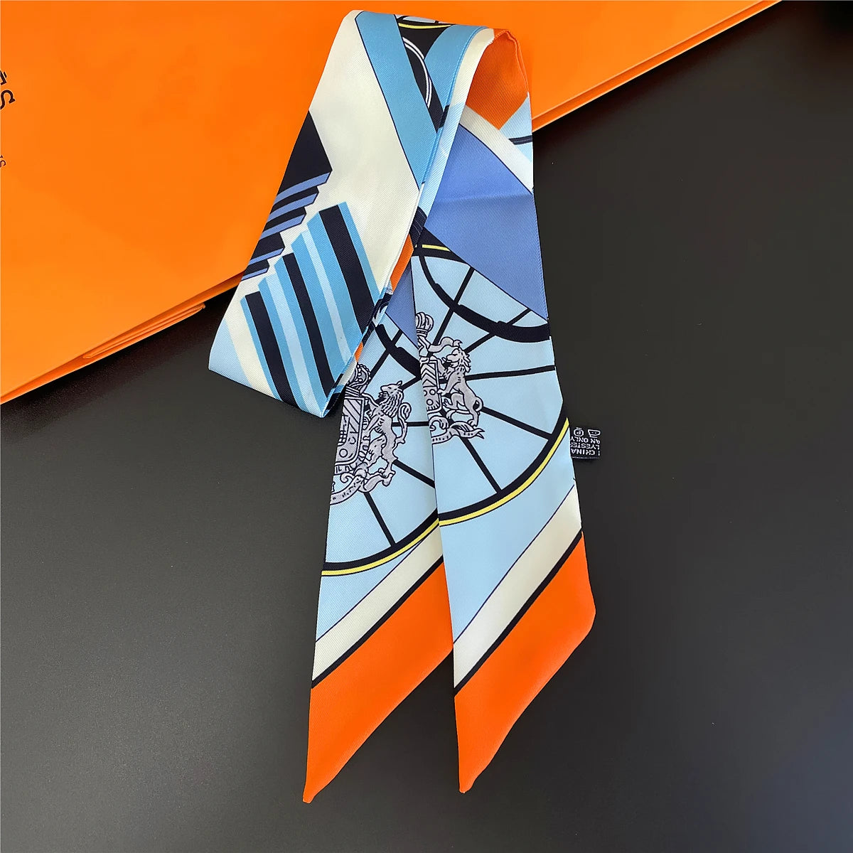 🧣 Glomexia Printed Silk Hair Scarf – Elegant Slim Fashion Wrap ✨