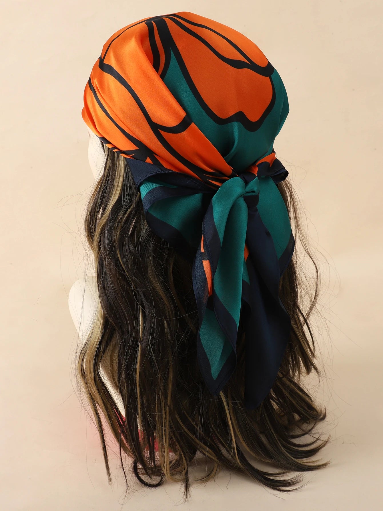 Women’s Luxury Cat Print Silk Square Scarf (70cm)