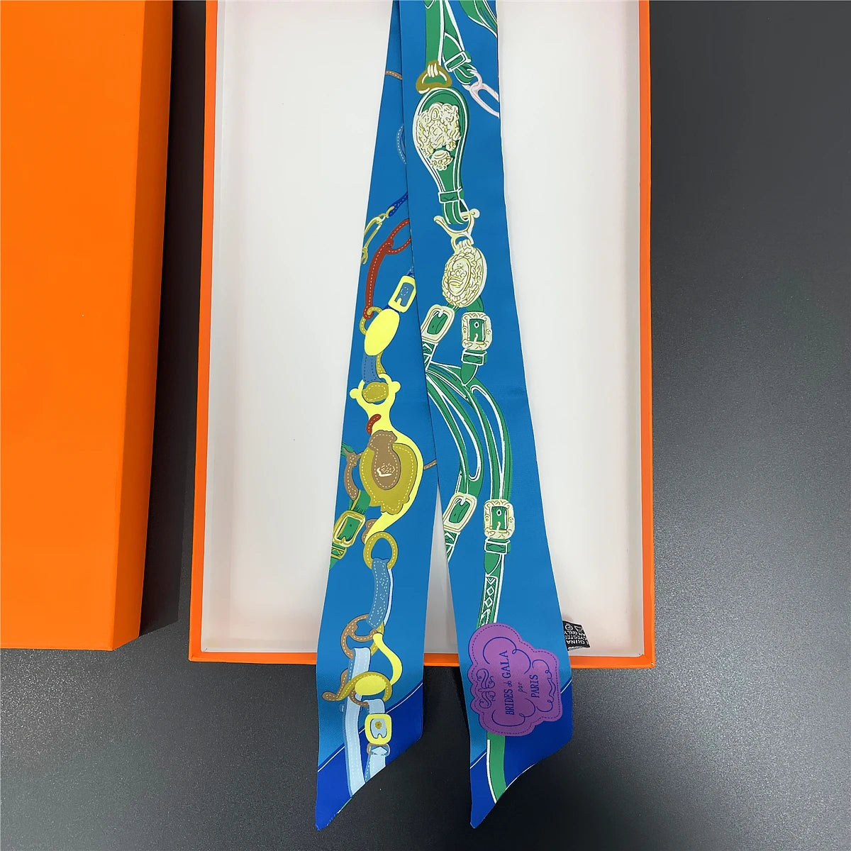 🧣 Glomexia Printed Silk Hair Scarf – Elegant Slim Fashion Wrap ✨