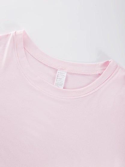 🔥 Ultra Slim Crop Tee – Sexy Stretch Top