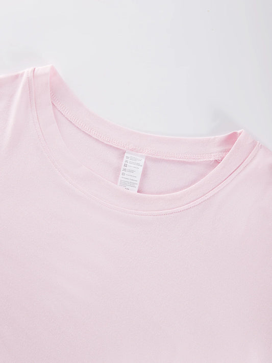 🔥 Ultra Slim Crop Tee – Sexy Stretch Top