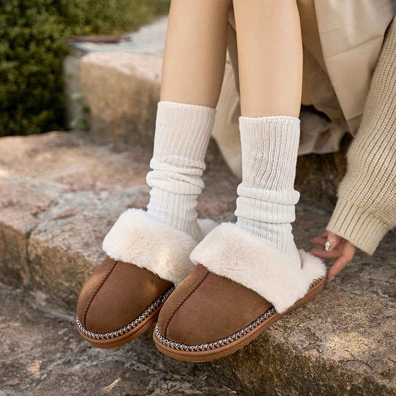 Women’s Fuzzy Winter Slippers ❄️💖
