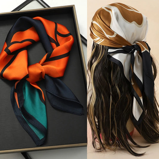Women’s Luxury Cat Print Silk Square Scarf (70cm)