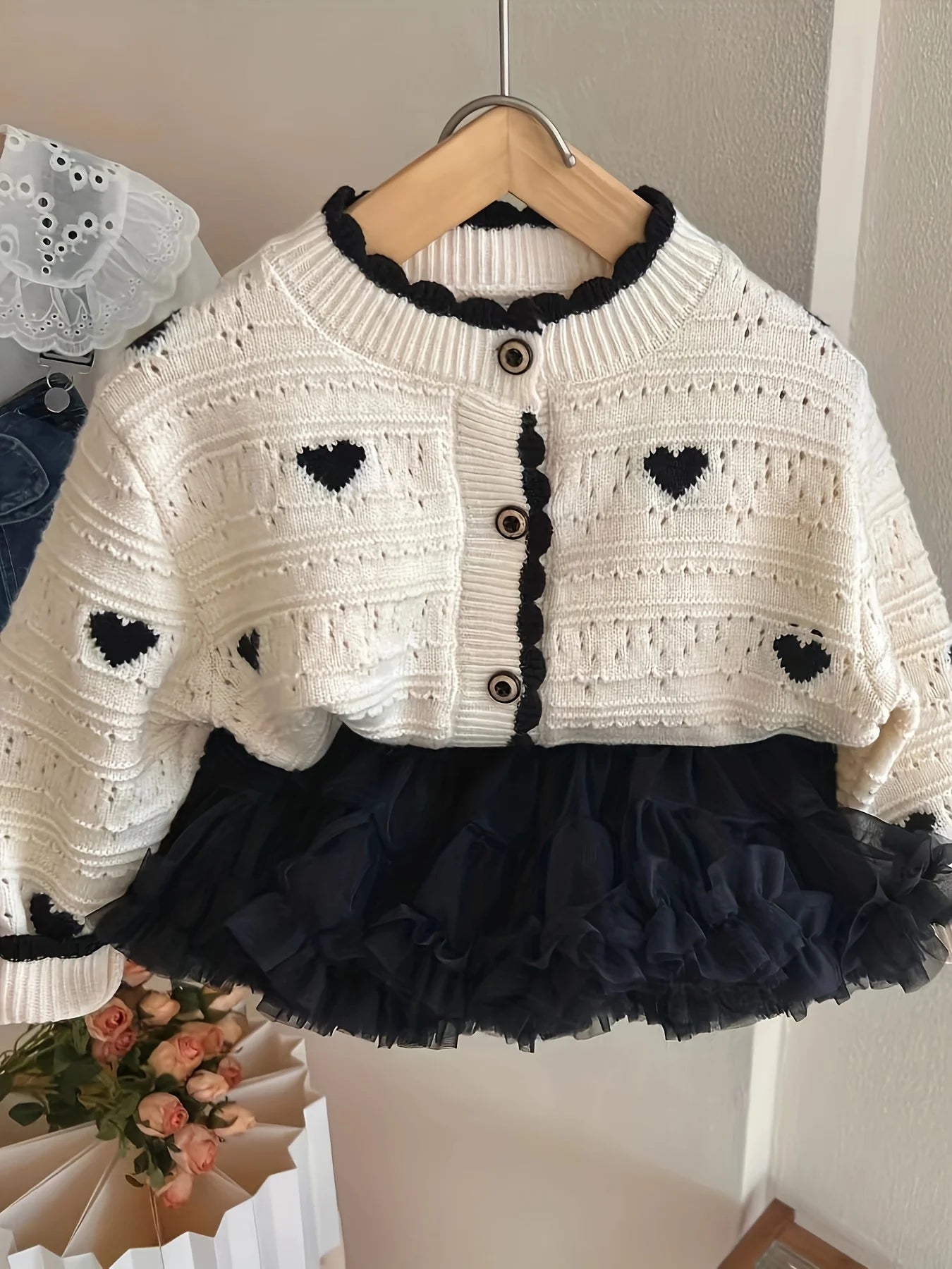 Girls Heart Knit Cardigan – Autumn Style