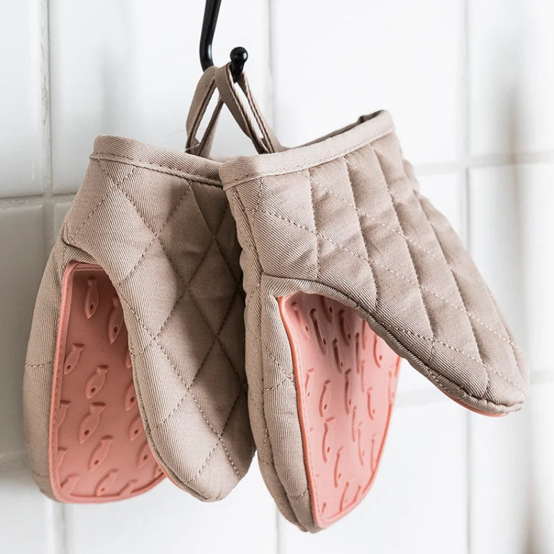 🐟 ✨ Glomexia Fish-Shape Silicone Oven Glove