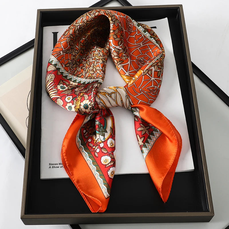 Women’s Luxury Cat Print Silk Square Scarf (70cm)