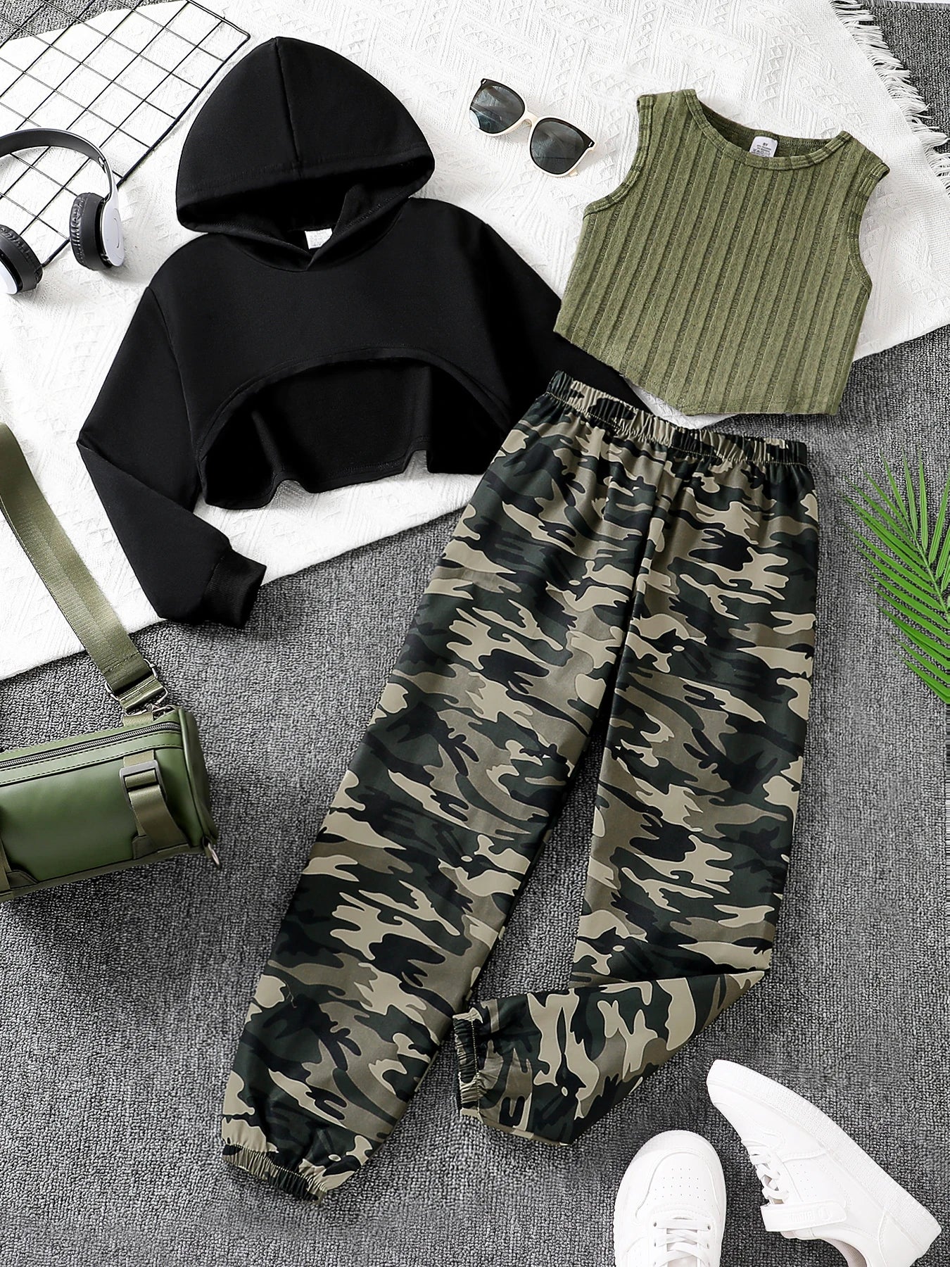 Premium Girls 3-Piece Hoodie & Camo Pants Set