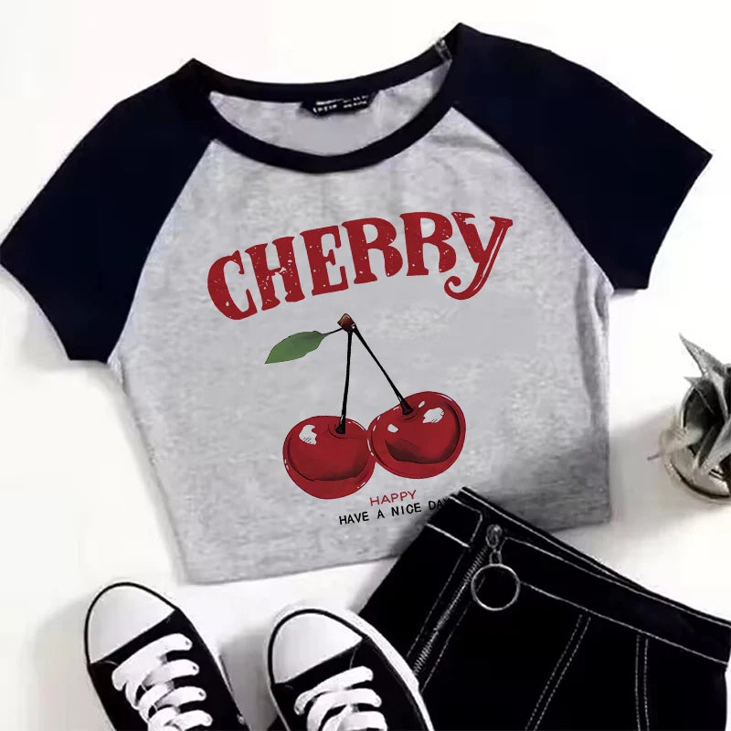 ✨ High Street Letter Print Crop Tee
