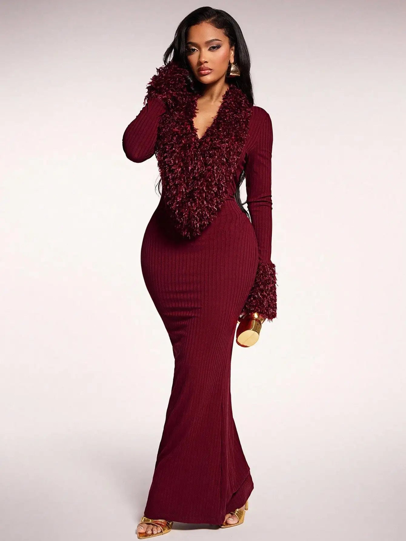 🍷 Burgundy Faux Fur Mermaid Maxi Dress – Elegant Evening Party Wear
