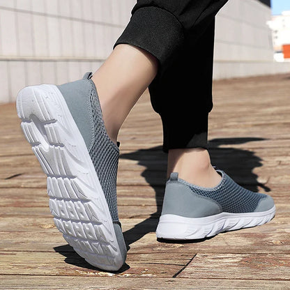 Men’s BreezeRun Sneakers 👟🔥
