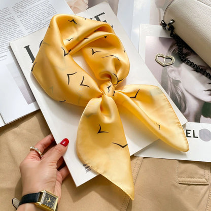 Women’s Luxury Cat Print Silk Square Scarf (70cm)