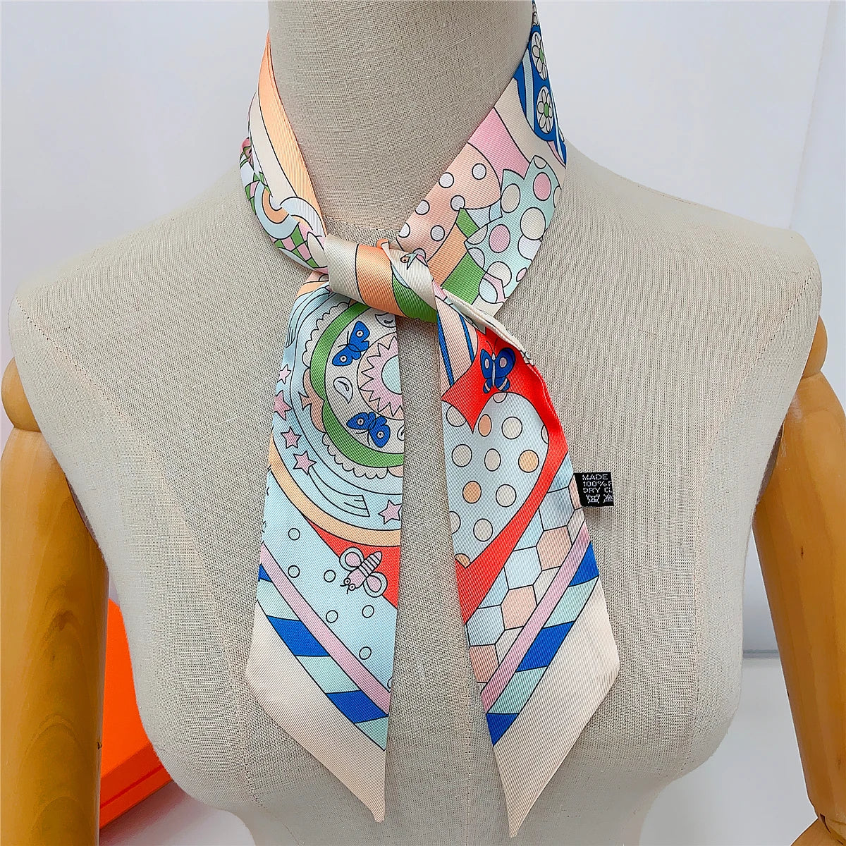 🧣 Glomexia Printed Silk Hair Scarf – Elegant Slim Fashion Wrap ✨