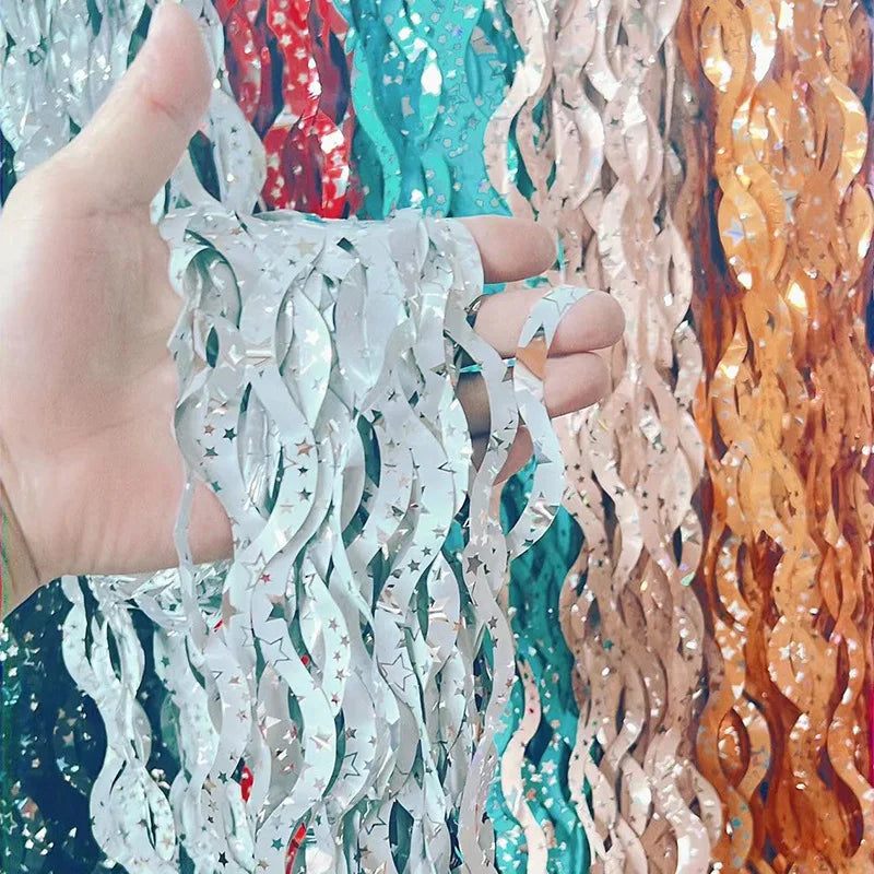 Metallic Tinsel Foil Fringe Curtain with Star