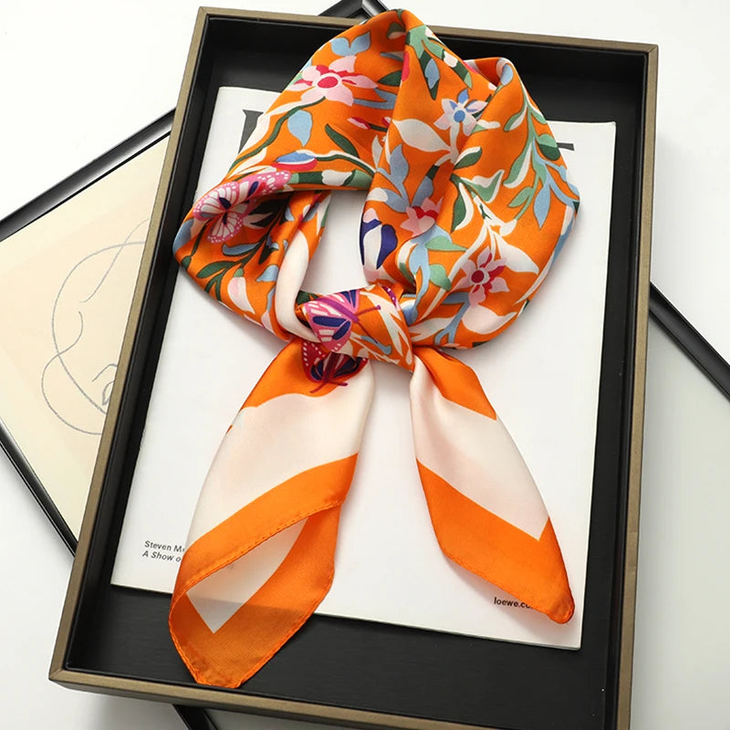Women’s Luxury Cat Print Silk Square Scarf (70cm)