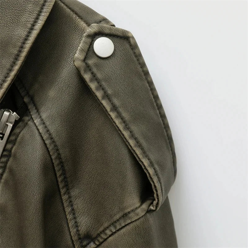 🧥 Women’s Zip-Up Streetwear Jacket – Casual Pocket Coat