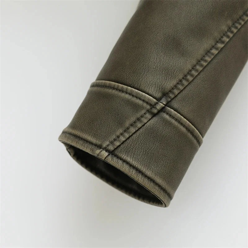 🧥 Women’s Zip-Up Streetwear Jacket – Casual Pocket Coat