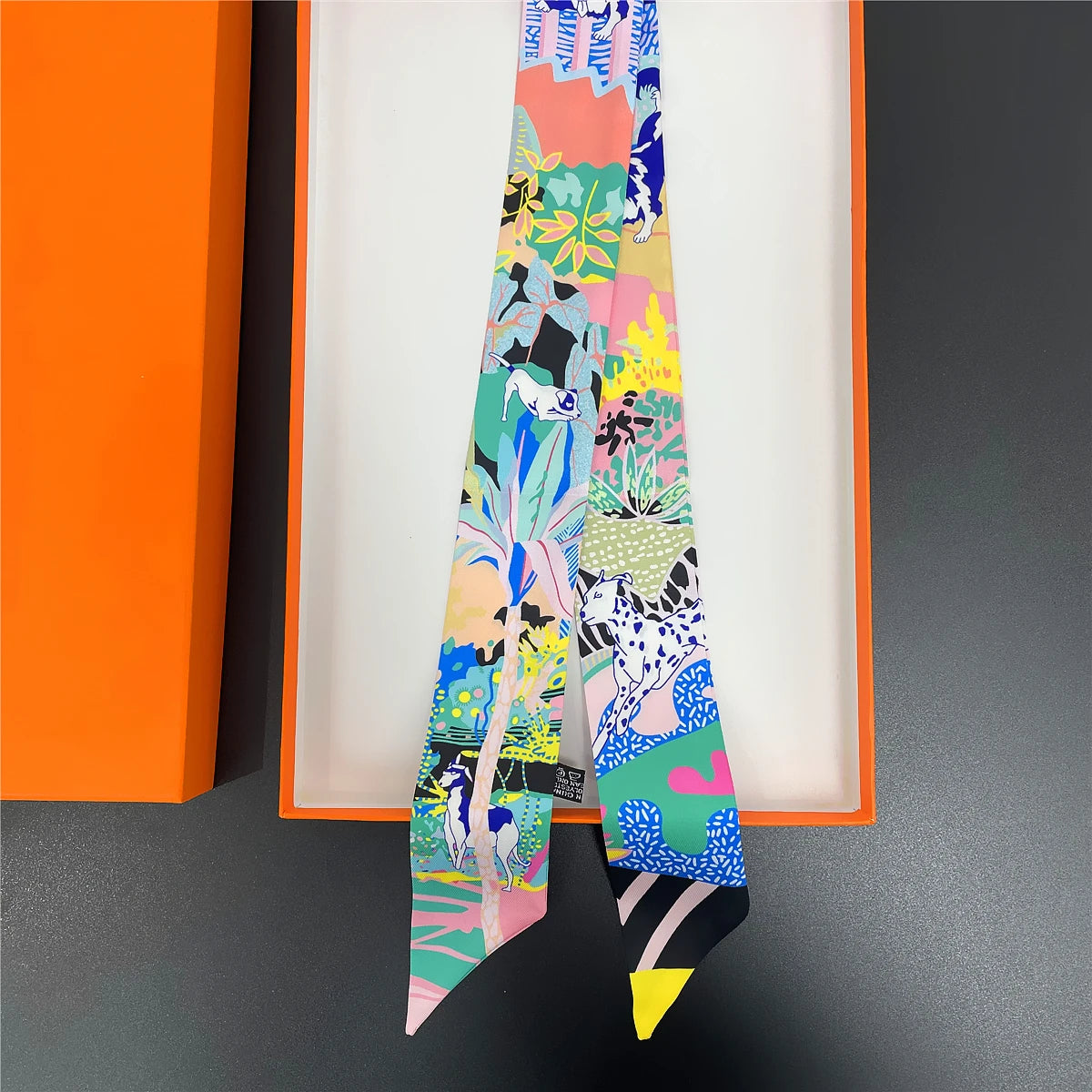 🧣 Glomexia Printed Silk Hair Scarf – Elegant Slim Fashion Wrap ✨
