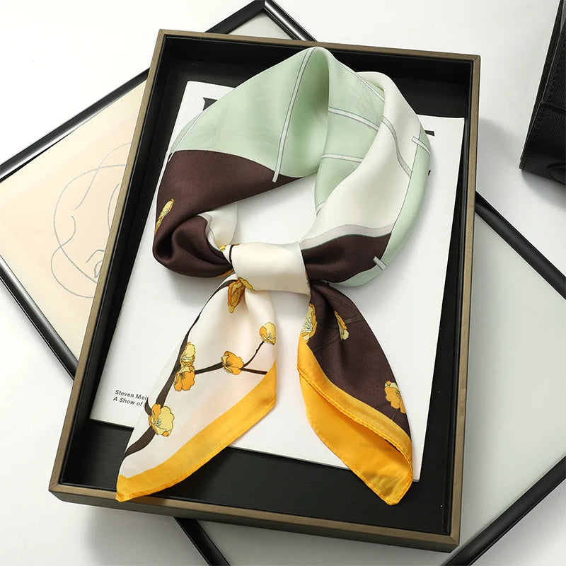 Women’s Luxury Cat Print Silk Square Scarf (70cm)