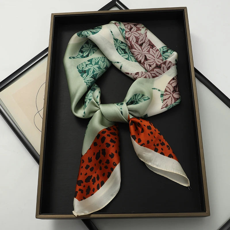 Women’s Luxury Cat Print Silk Square Scarf (70cm)