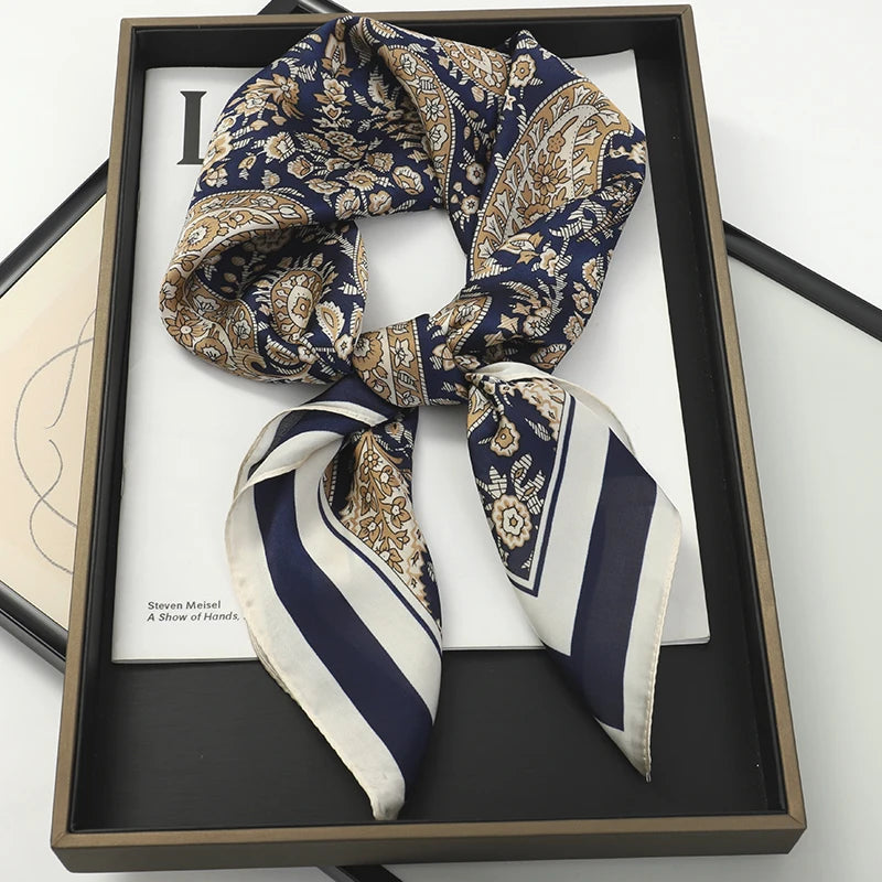 Women’s Luxury Cat Print Silk Square Scarf (70cm)