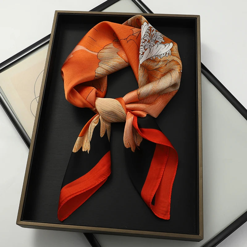 Women’s Luxury Cat Print Silk Square Scarf (70cm)