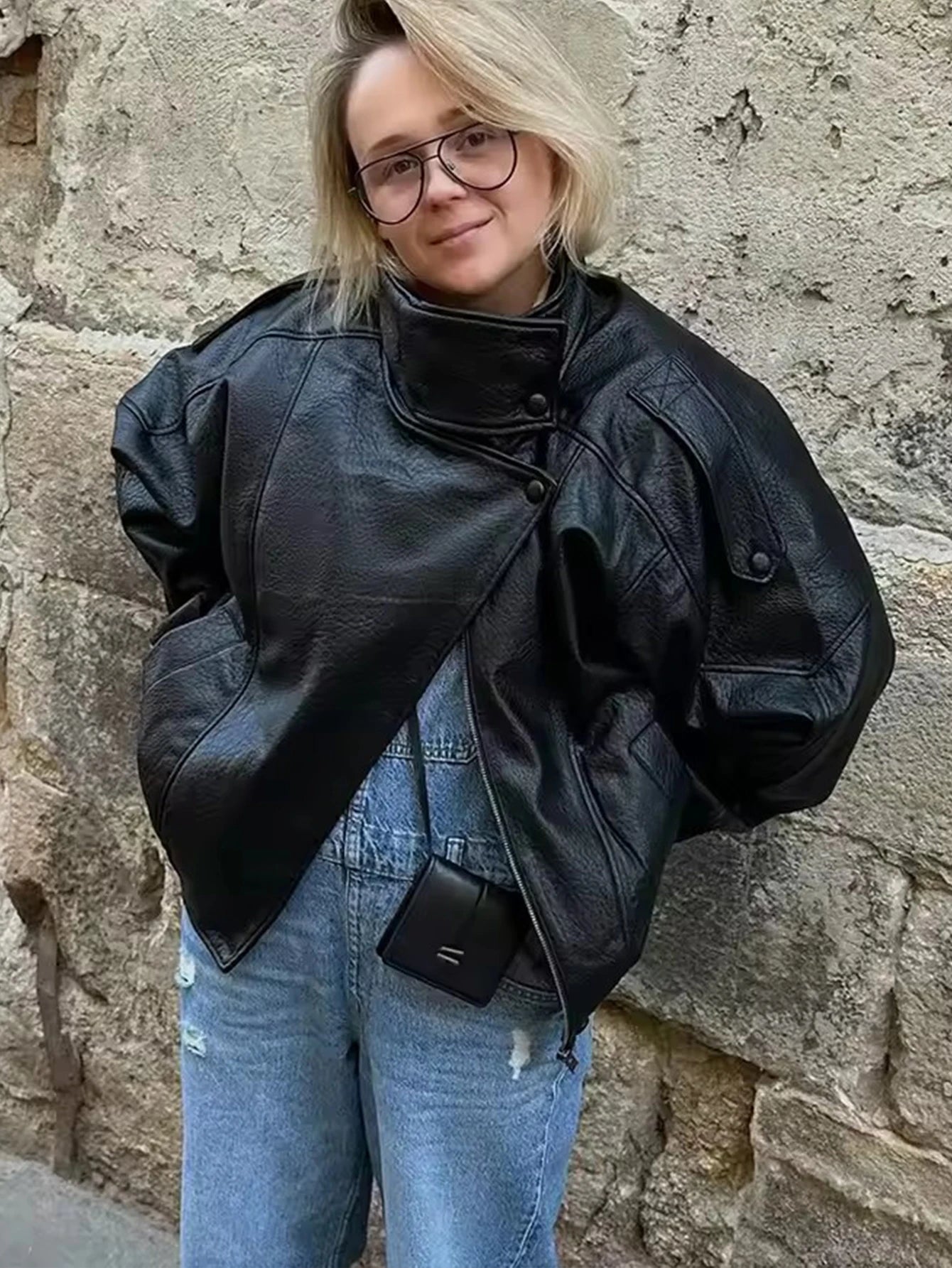 🖤 Faux Leather Zipper Jacket – Street Office Chic