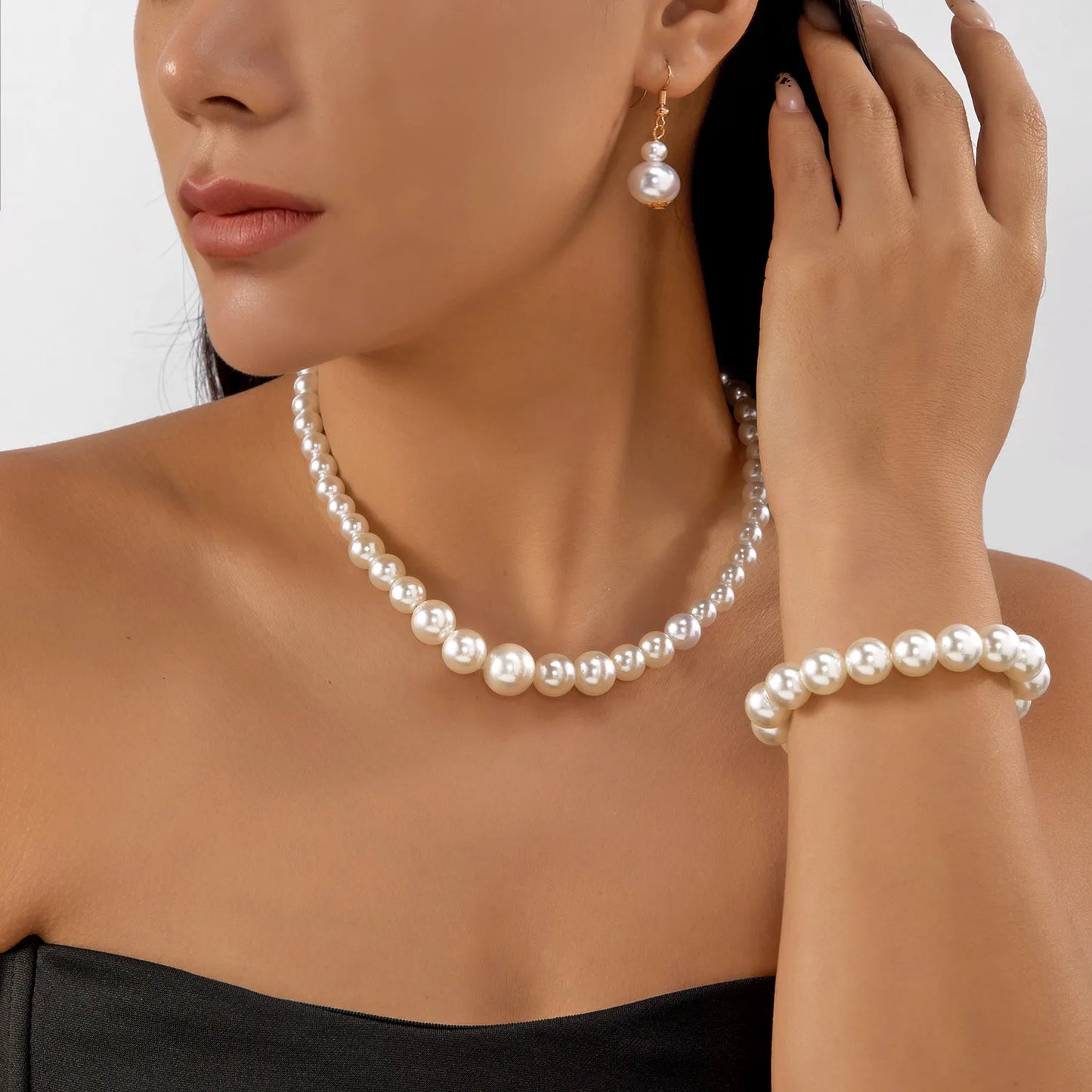 Elegant White Pearl Beaded Bracelet Set