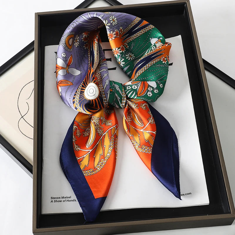 Women’s Luxury Cat Print Silk Square Scarf (70cm)