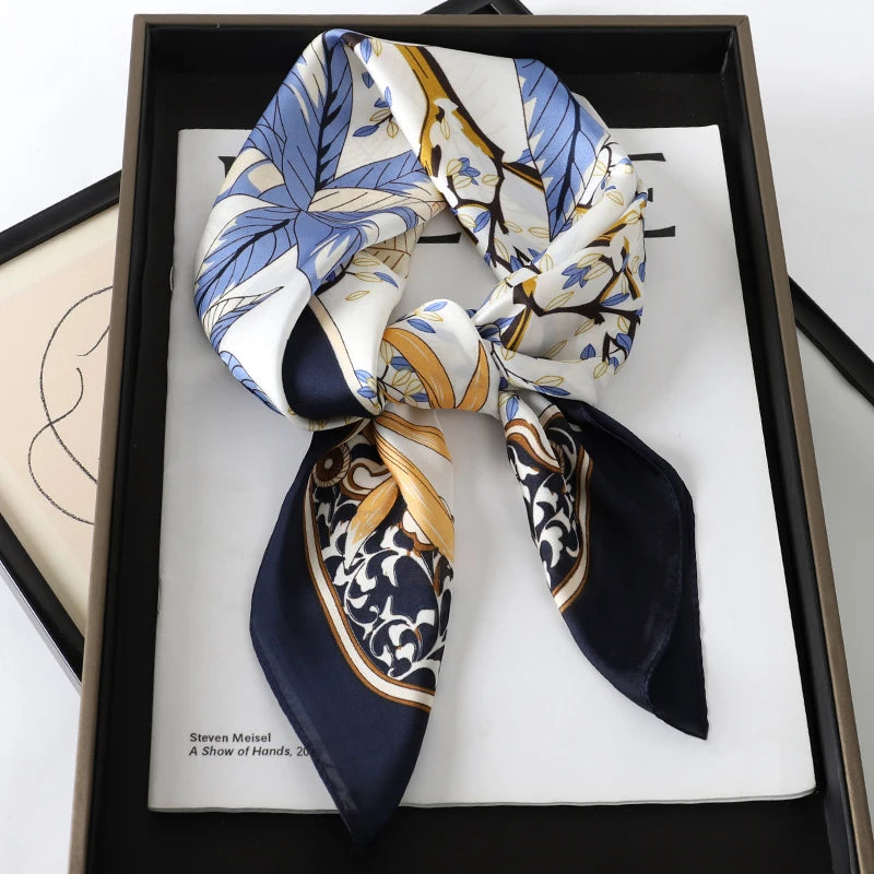 Women’s Luxury Cat Print Silk Square Scarf (70cm)