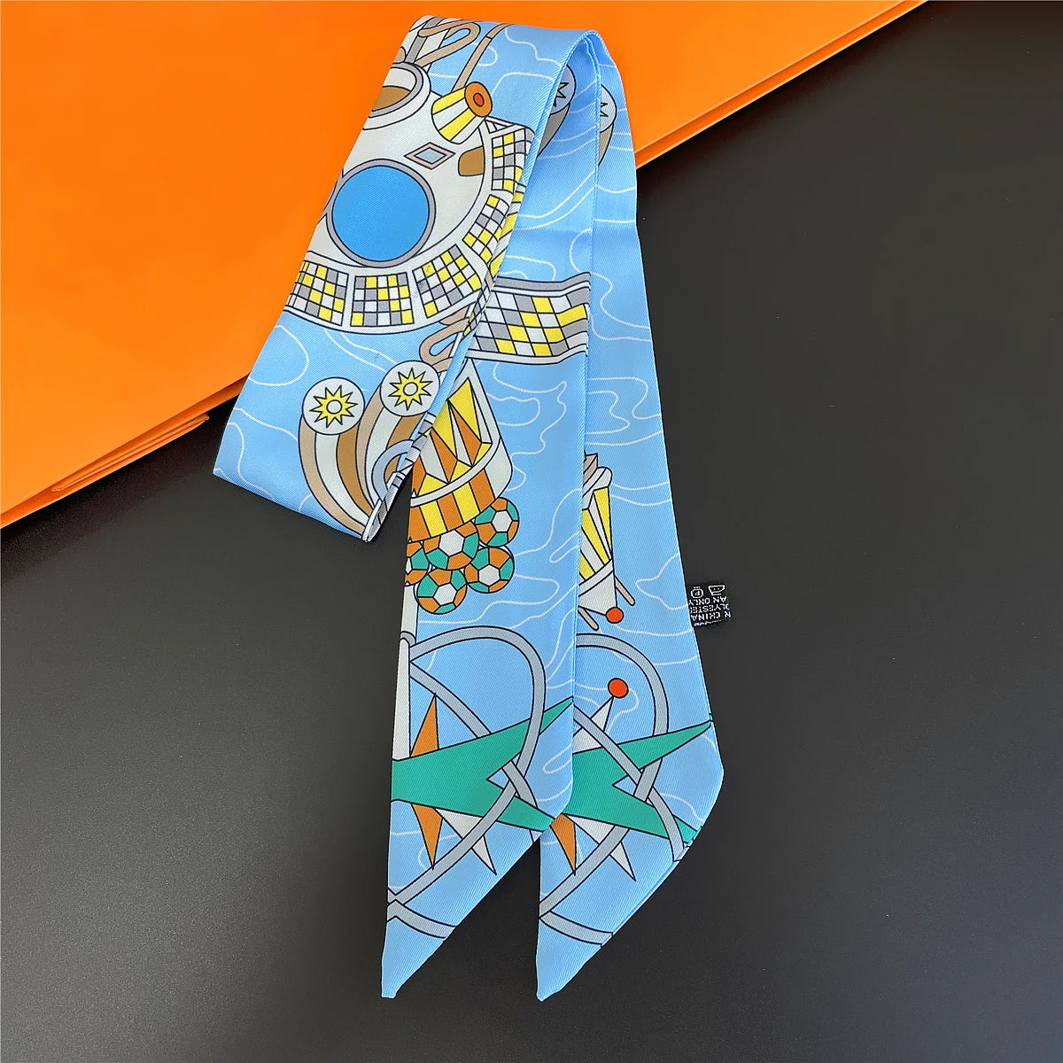 🧣 Glomexia Printed Silk Hair Scarf – Elegant Slim Fashion Wrap ✨