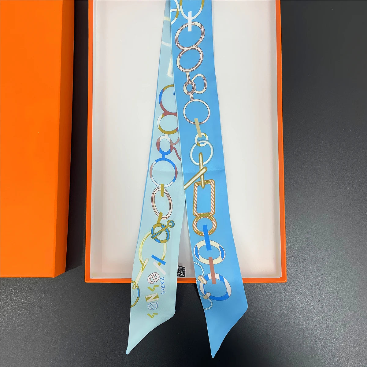 🧣 Glomexia Printed Silk Hair Scarf – Elegant Slim Fashion Wrap ✨